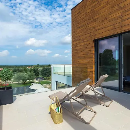 Aria * Porec