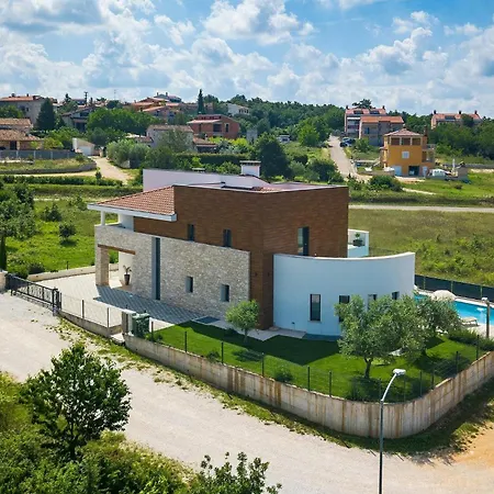 Holiday home Aria *